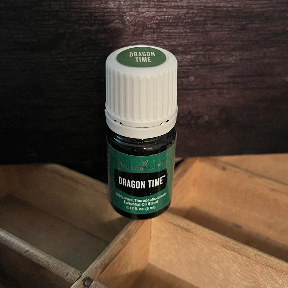 Young Living Dragon Time Oil in Green and White